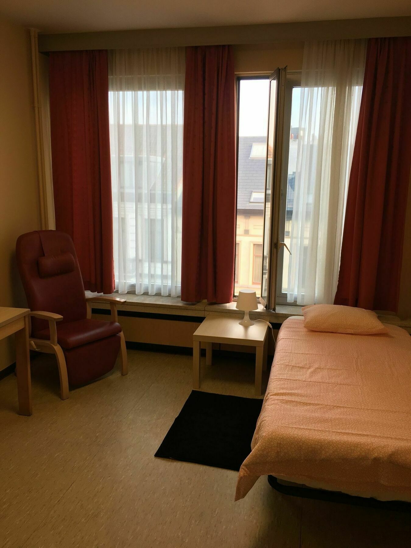 Privilege Guest House Antwerpen Bagian luar foto